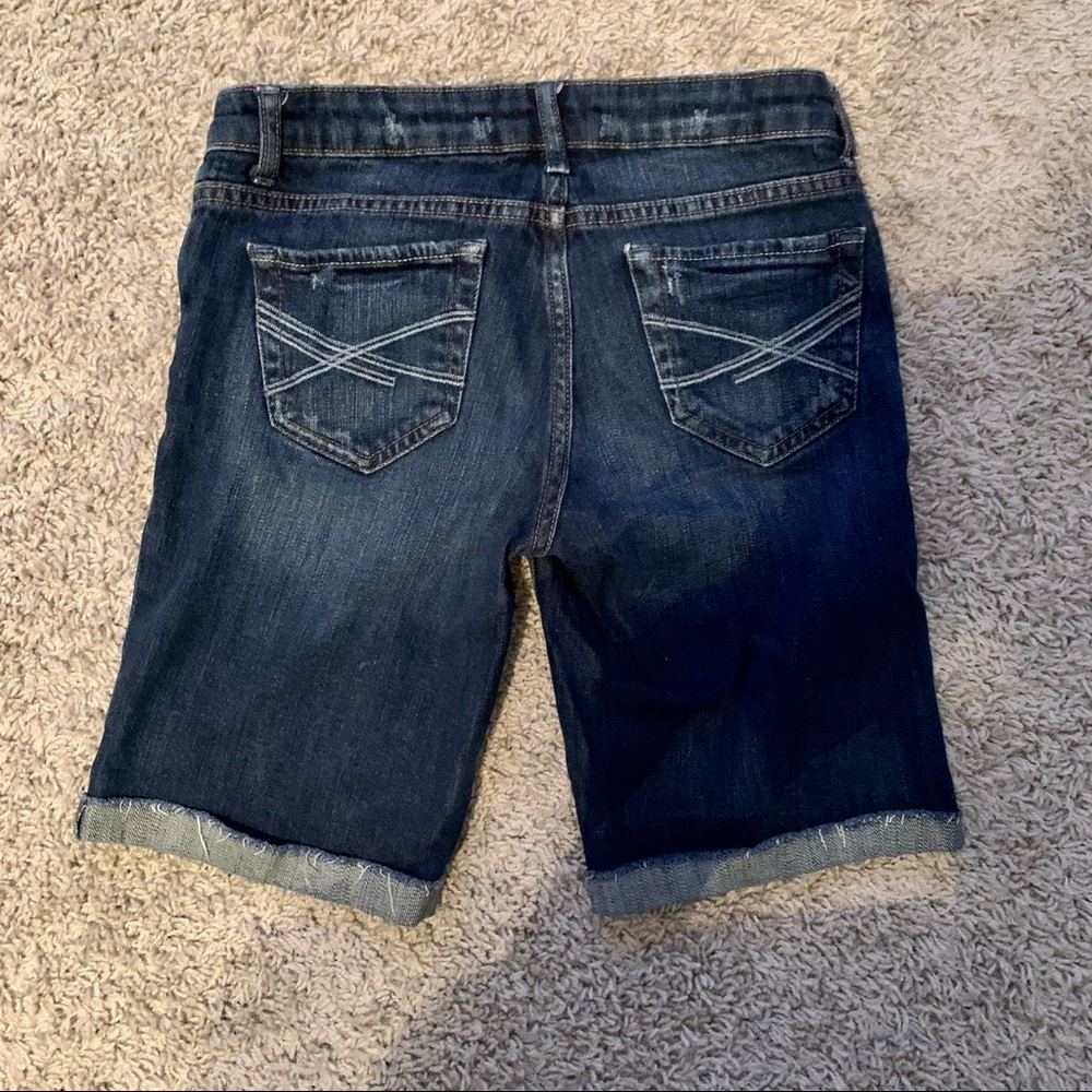 Aeropostale dark destructed Bermuda shorts size 1/2 - Picture 3 of 8